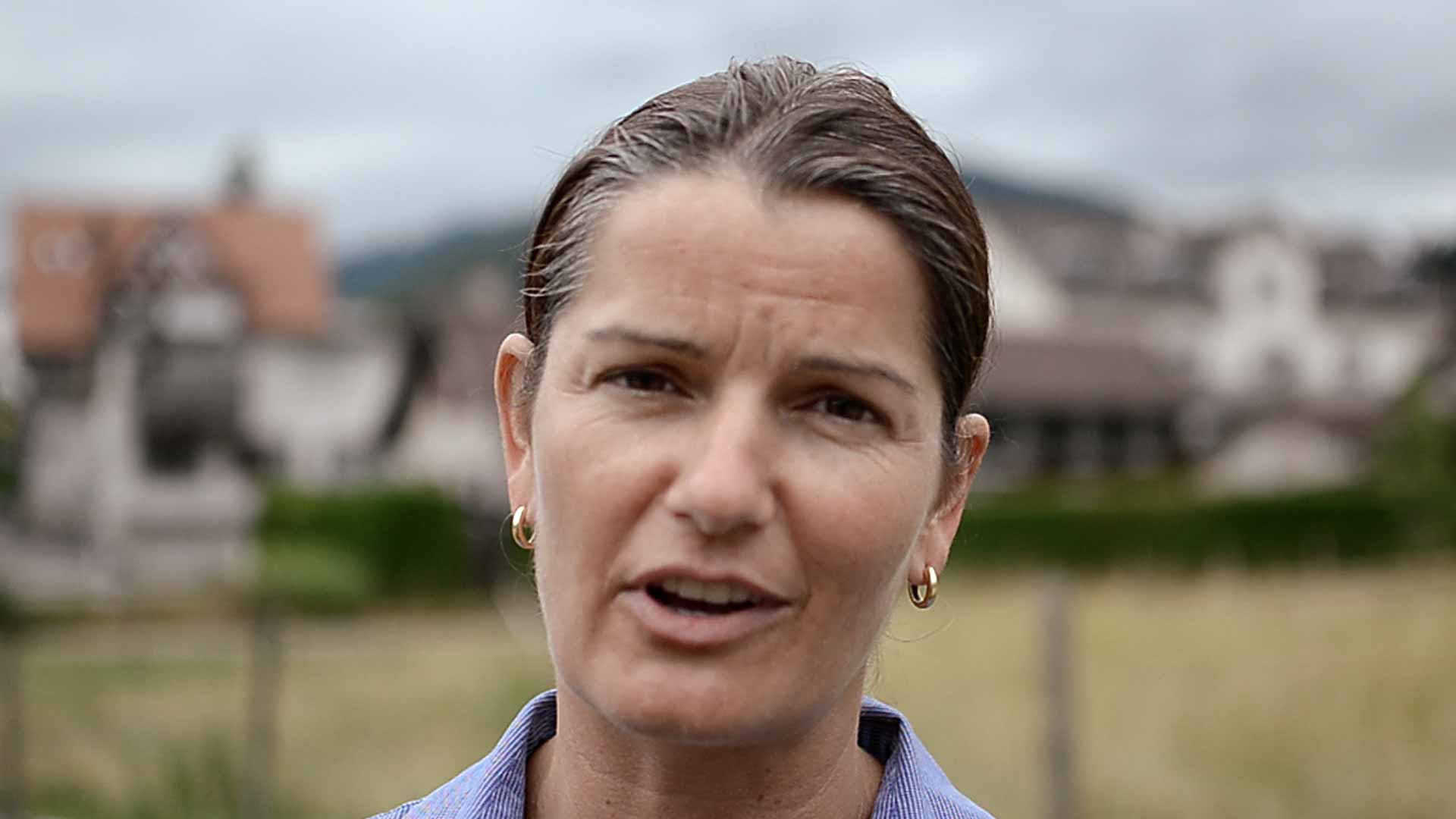 WALDER GESICHTER: MIA SMIT
